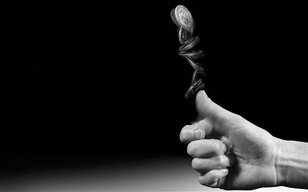 Coin Tossing [see Acknowledgements for Image Credit]